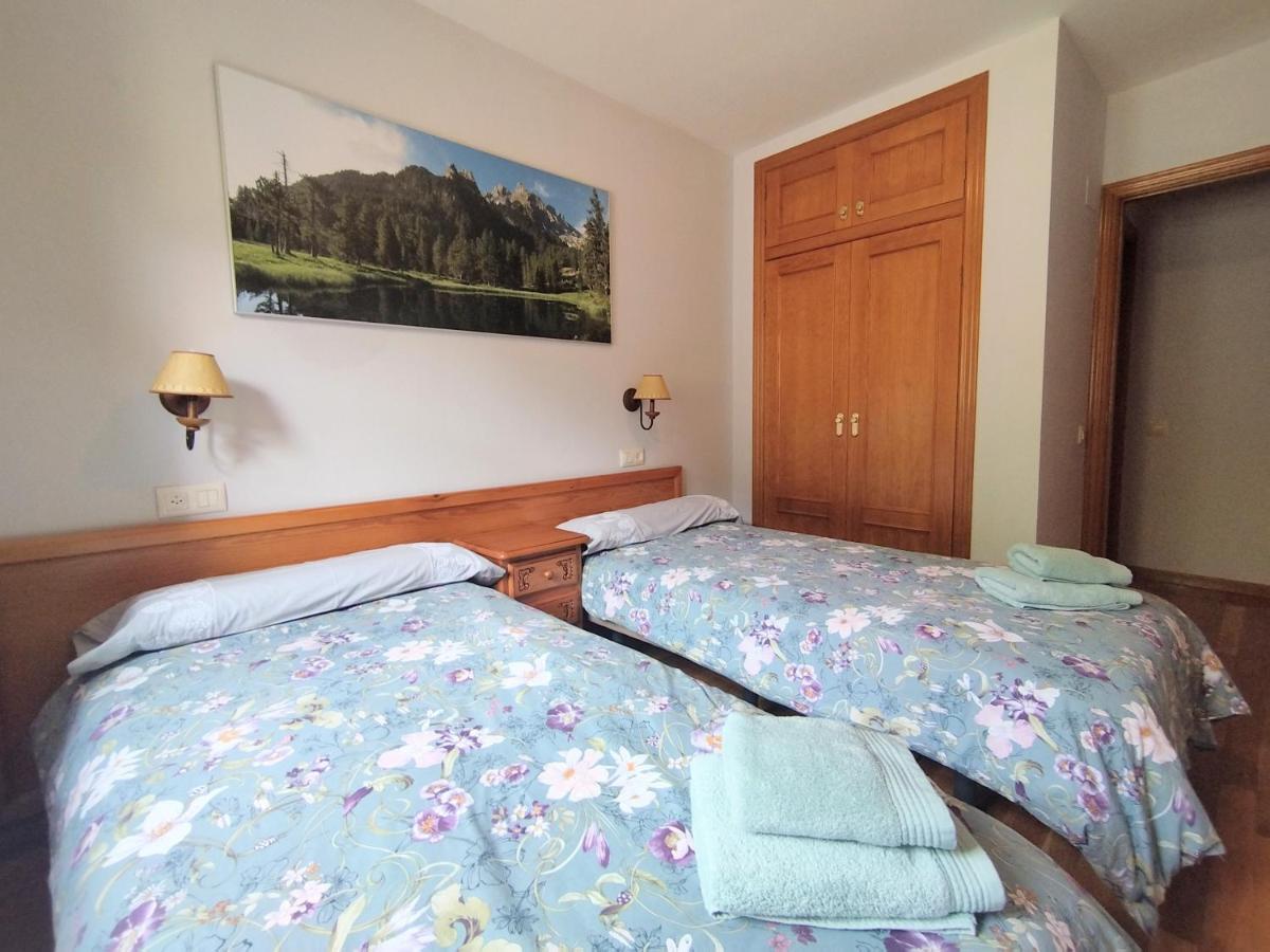 Ferienwohnung Check-In Casas Sinoantonio Benasque Exterior foto